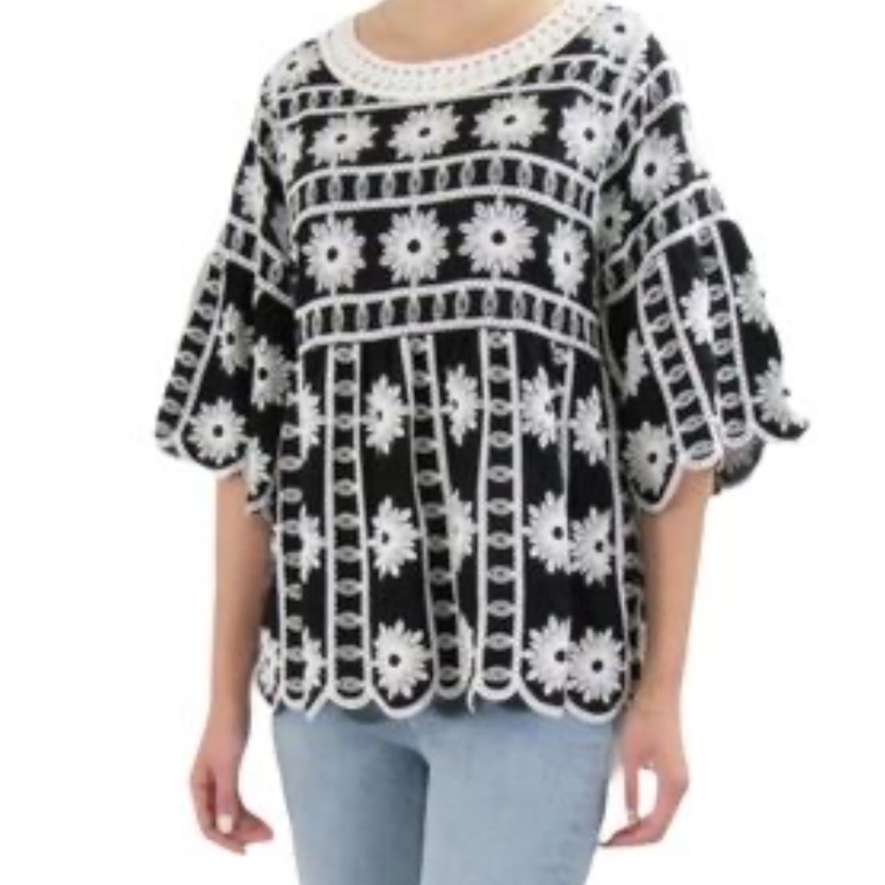 Kindred Black White Embroidered Blouse Top Size XL Cottagecore Boho Bell Sleeves